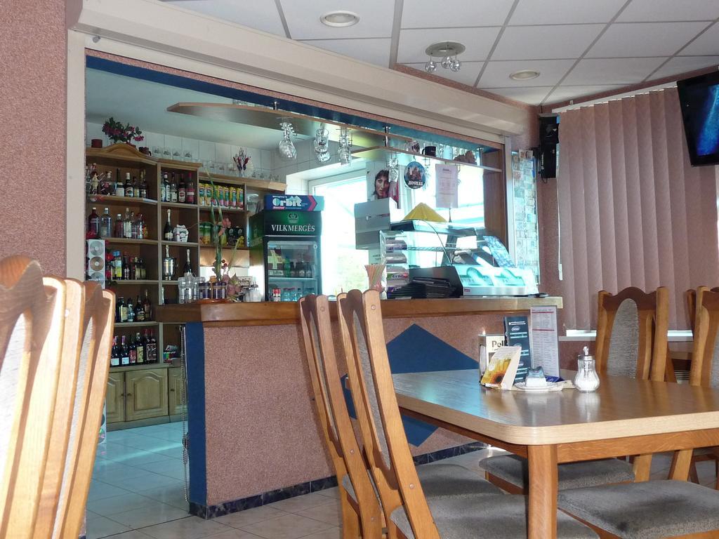 Skaistaziede Hotel Siauliai  Ngoại thất bức ảnh